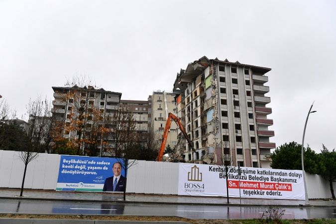 Canla başla çalışıyoruz