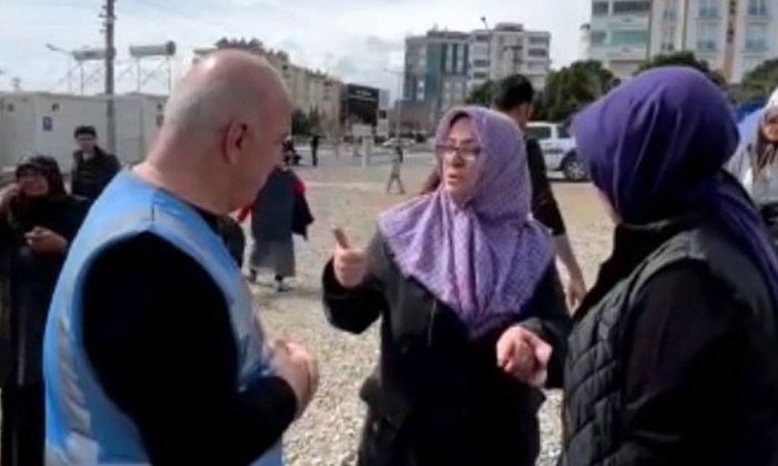 Depremzede kadından duygu dolu sözler: Herkes gitti, sadece devletimiz kaldı