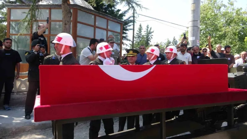 Şehit Piyade Binbaşı Isparta’da son yolculuğuna uğurlandı