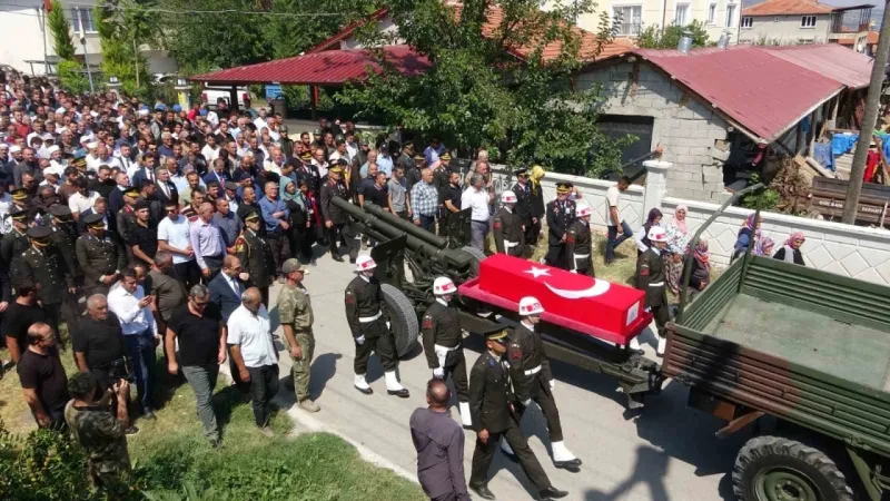 Şehit Piyade Binbaşı Isparta’da son yolculuğuna uğurlandı