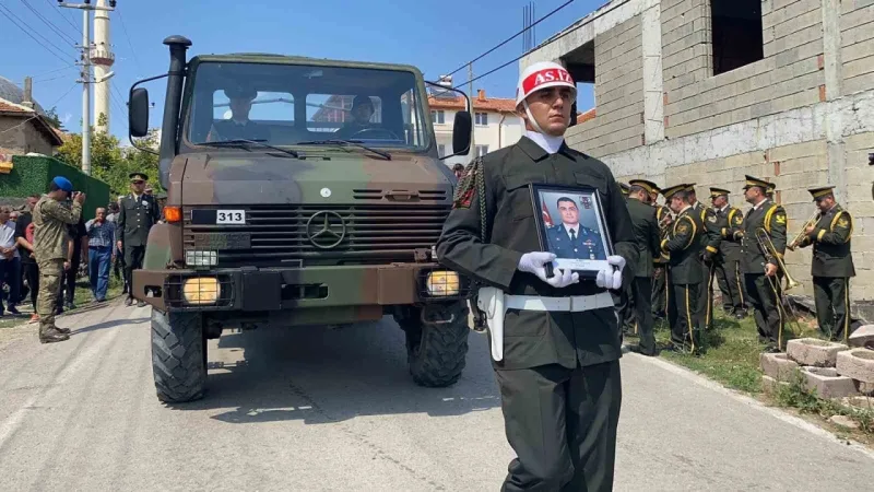 Şehit Piyade Binbaşı Isparta’da son yolculuğuna uğurlandı