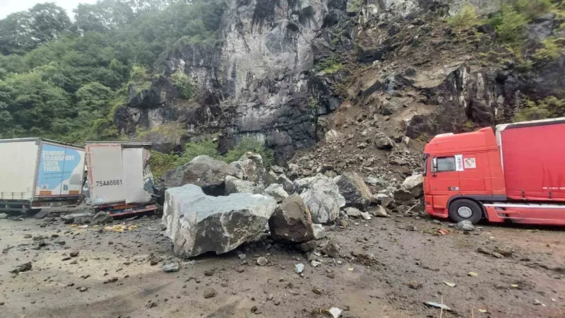 Hopa’da faciadan dönüldü