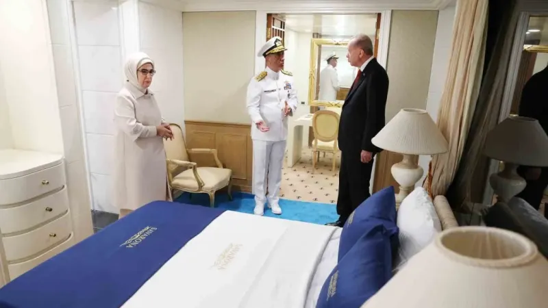 Cumhurbaşkanı Erdoğan yenilenen Savarona yatında incelemelerde bulundu