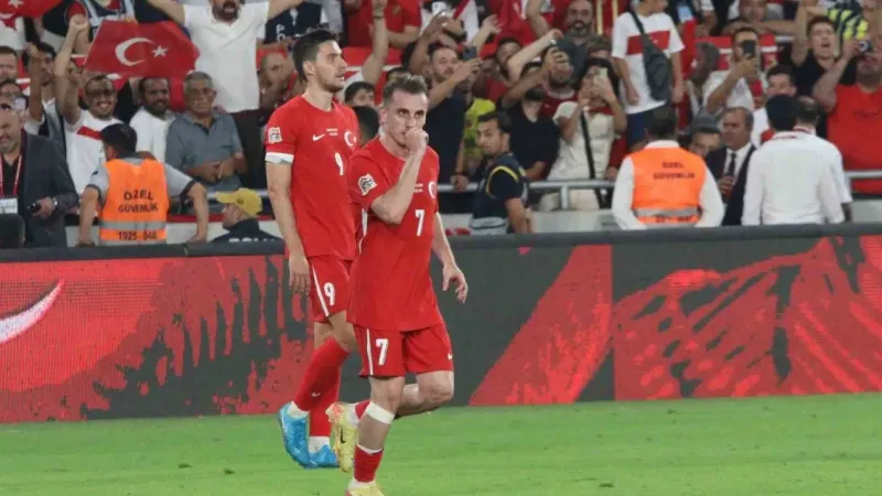 A Milliler İzlanda'yı 3-1'le geçti 