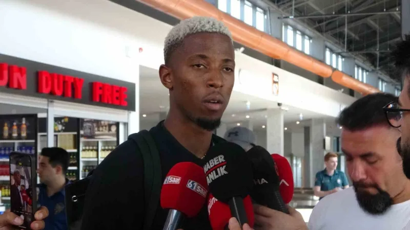 Simon Banza, Trabzon’a geldi