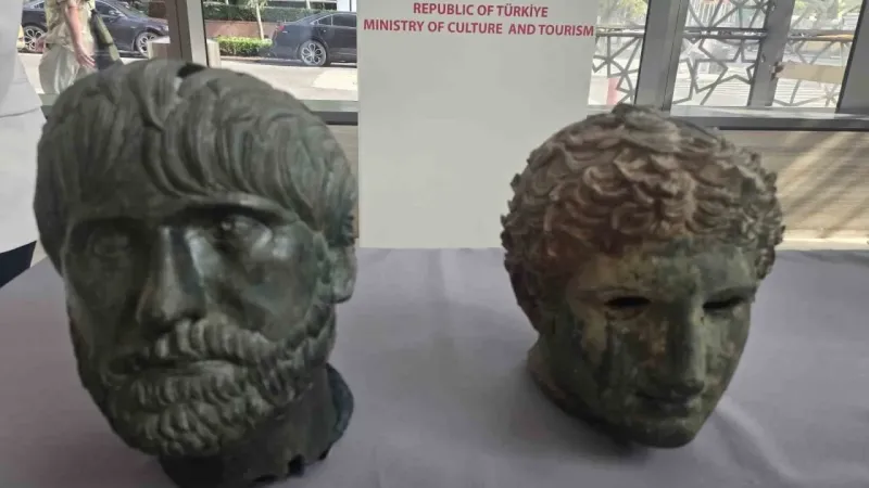 ABD’deki 14 tarihi eser Türkiye’ye iade edildi