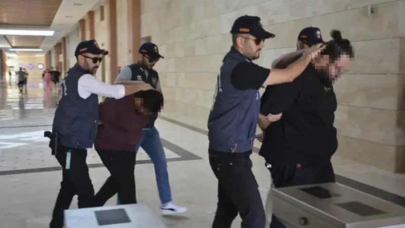 Jahrein ve Pungent 666 rumuzlu fenomenler müstehcenlik suçundan tutuklandı