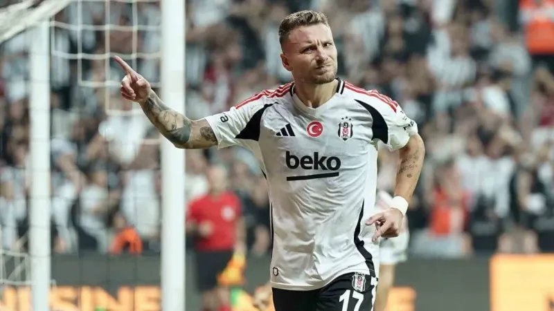 Immobile 8. maçında 8. golünü attı