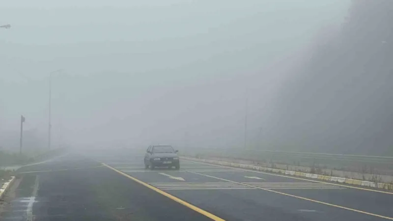 Bolu Dağı’nda göz gözü görmüyor: Görüş mesafesi 20 metre