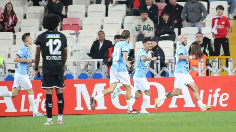 Başakşehir, Sivasspor deplasmanından 3 puanla döndü