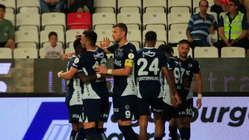 Fenerbahçe hat yapmadı: 2-0