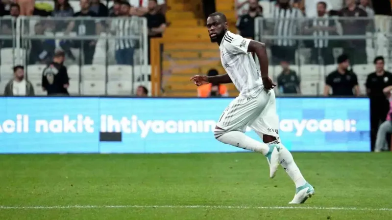 Beşiktaş önce satacak, sonra alacak