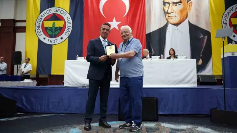Fenerbahçe’nin eski futbolcusu Ogün Altıparmak hayatını kaybetti