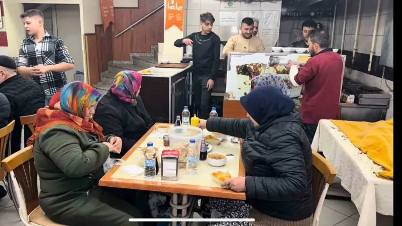 Bu restoranda 17 yıldır iftar menüsü ücretsiz