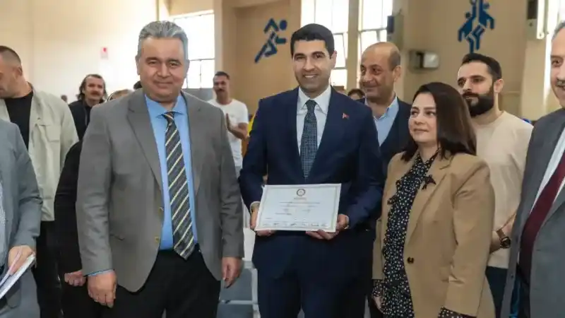 Avcılar’ın genç başkanı Çaykara Görevi devraldı