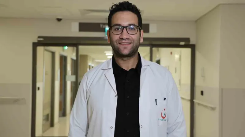 Pişmiş tavuk dönere çiğ tavuk takılması ölümcül olabiliyor