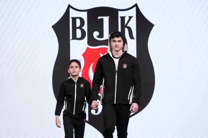 Beşiktaş’ta, Kartal Yuvası 2025-2026 Sonbahar - Kış koleksiyonu tanıtıldı