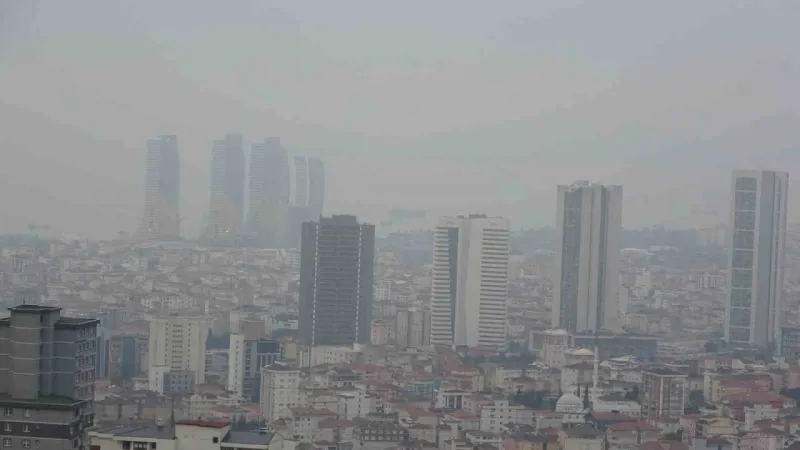 Anadolu Yakası’nın alçak kesimlerinde kirli hava etkili oldu