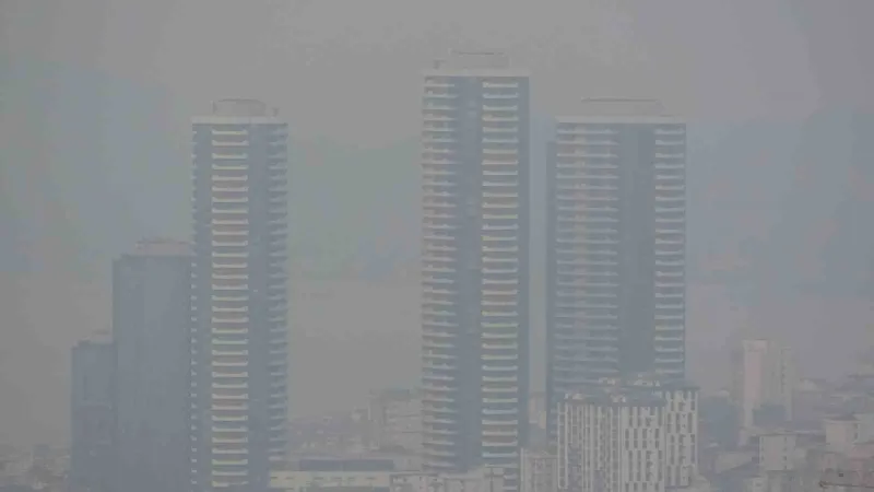 Anadolu Yakası’nın alçak kesimlerinde kirli hava etkili oldu