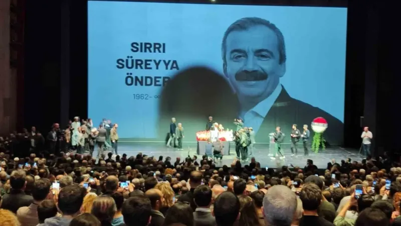 Sırrı Süreyya Önder için ilk tören AKM’de düzenleniyor