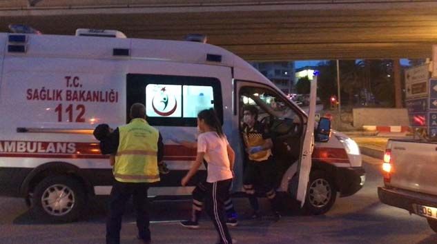 Tüfeğini temizlerken üvey oğlunu vurdu