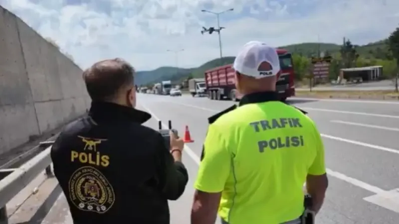 Bakan Yerlikaya: "Kurban Bayramı tatilinin ilk 4 gününde 2 bin 960 trafik kazası meydana geldi"