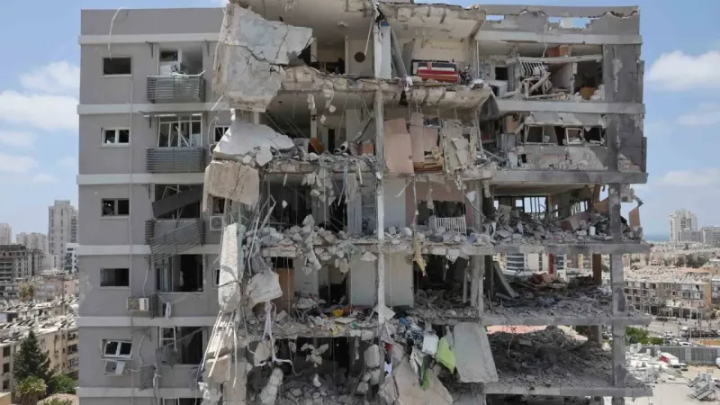 İran: İsrail saldırılarında can kaybı 224’e yükseldi