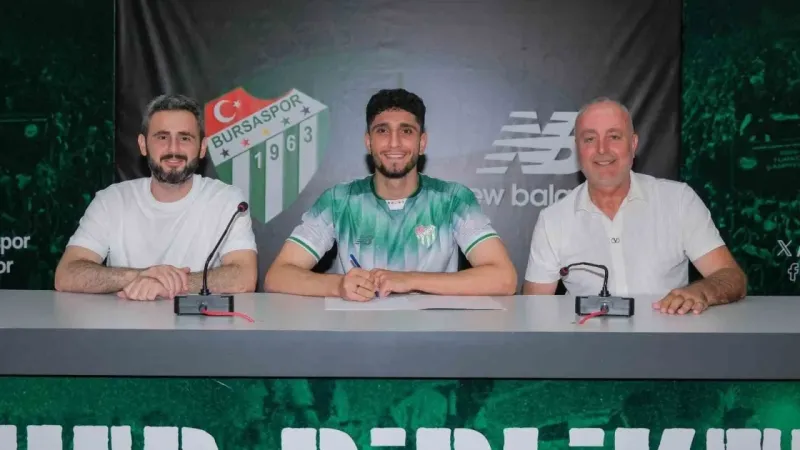Bursaspor, Emrehan Gedikli ile sözleşme imzaladı
