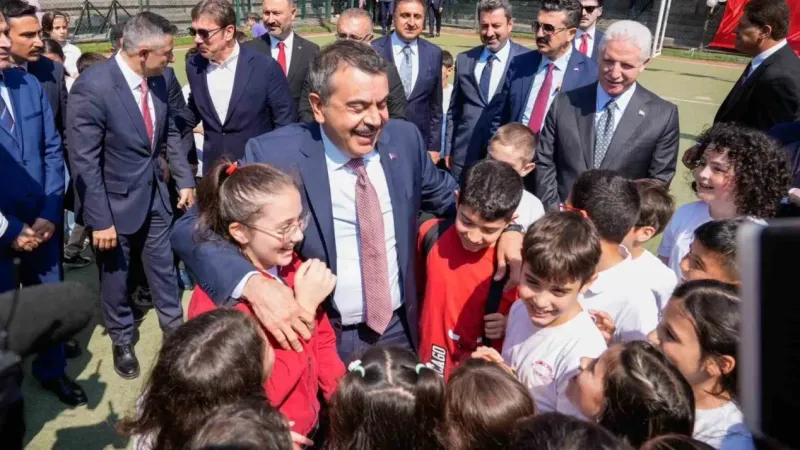 İstanbul’da 2 milyon 859 bin 468 öğrenci karne aldı