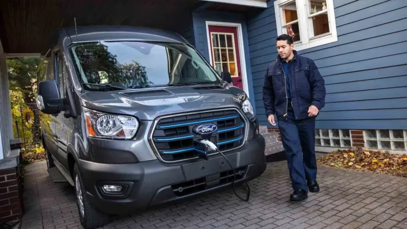 Ford Transit 60’ıncı yaşını kutluyor