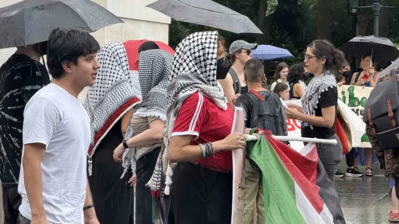 New York’ta Trump ve Netanyahu karşıtı protesto: "Özgür Filistin, Özgür İran"