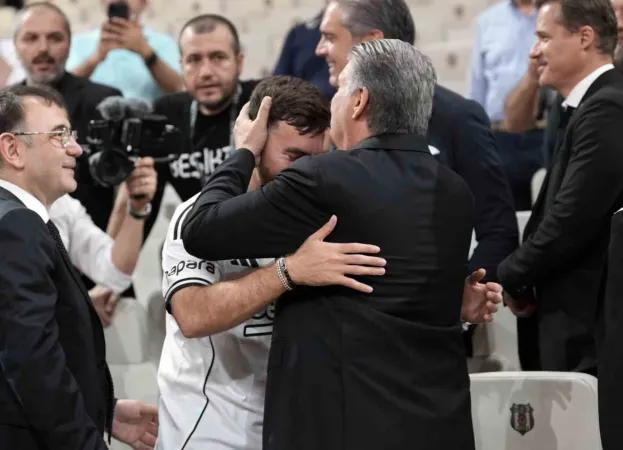 Beşiktaş, Orkun Kökçü ile sözleşme imzaladı