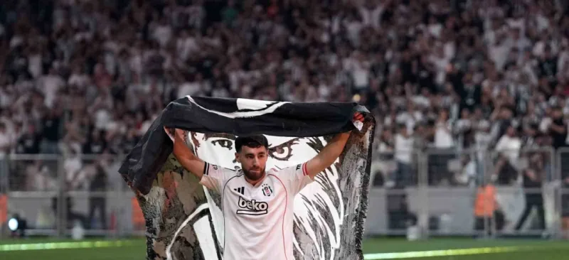 Beşiktaş, Orkun Kökçü ile sözleşme imzaladı