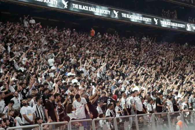 Beşiktaş, Orkun Kökçü ile sözleşme imzaladı