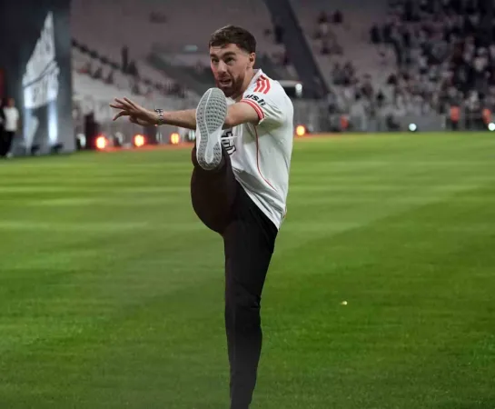 Beşiktaş, Orkun Kökçü ile sözleşme imzaladı