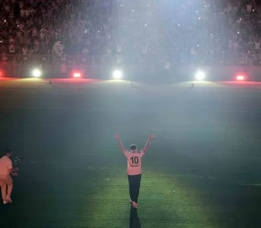 Beşiktaş, Orkun Kökçü ile sözleşme imzaladı