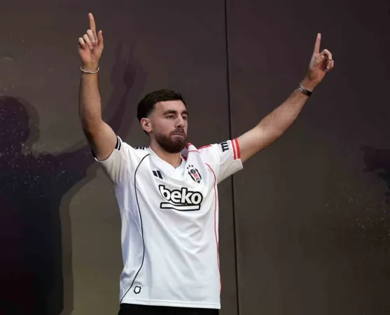 Beşiktaş, Orkun Kökçü ile sözleşme imzaladı