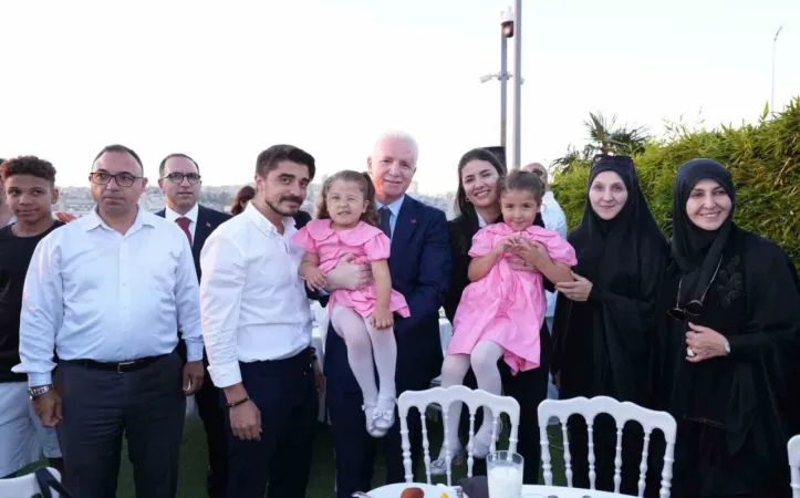 İstanbul Valisi Gül, 15 Temmuz şehit aileleri ve gazileri ile buluştu