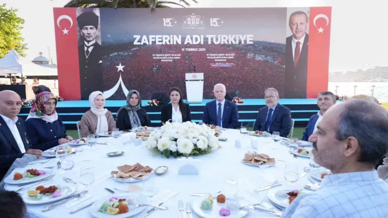 İstanbul Valisi Gül, 15 Temmuz şehit aileleri ve gazileri ile buluştu