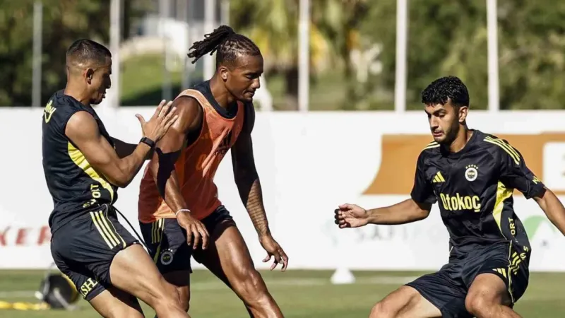 Fenerbahçe, yeni sezon hazırlıklarına devam etti