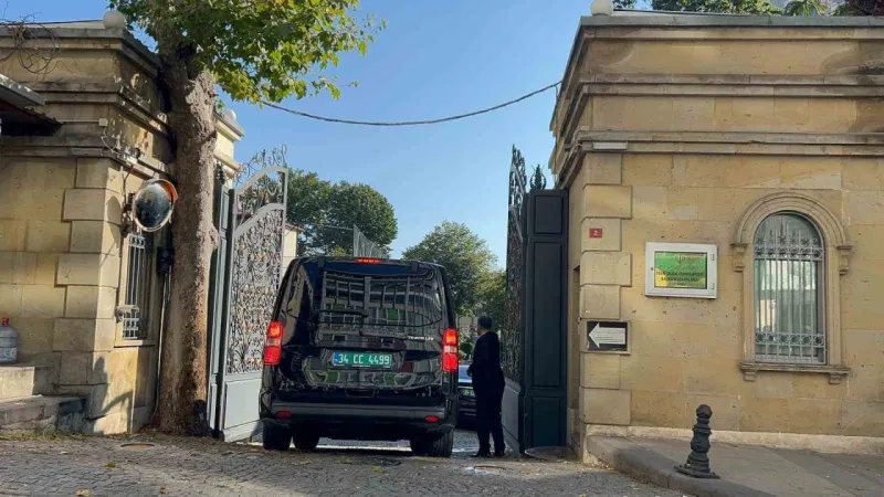 İstanbul’da tarihi görüşme: İran Başkonsolosluğundaki "nükleer görüşme" başladı