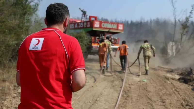 Türk Kızılay’dan orman yangını olan bölgelere yardım