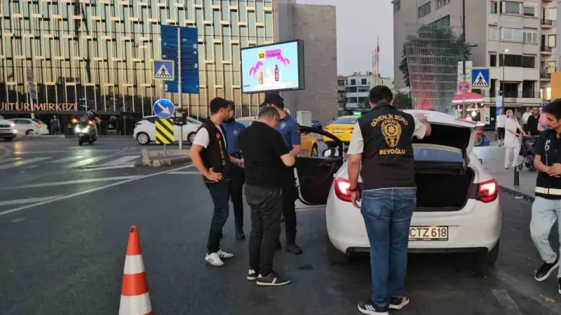 İstanbul genelinde helikopter destekli ’Huzur İstanbul’ denetimi