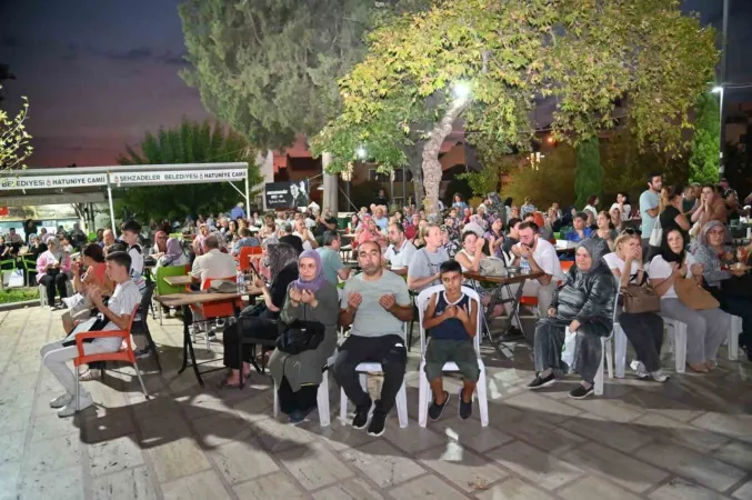 Ferdi Zeyrek vefatının 52. gününde dualarla anıldı