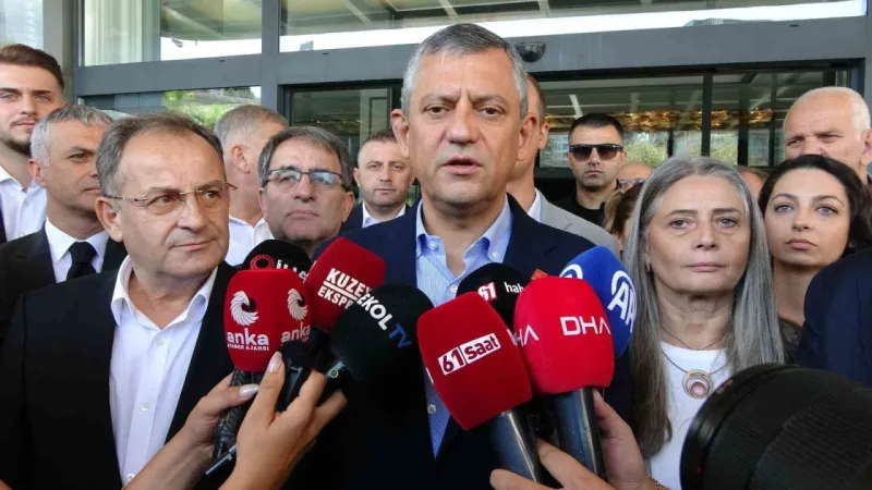 CHP Genel Başkanı Özgür Özel Trabzon’da