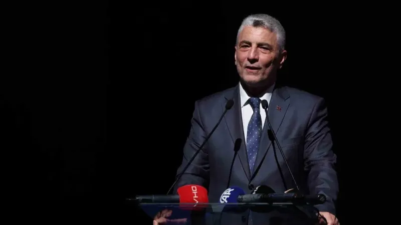 Ticaret Bakanı Bolat: "Yıl sonunda ihracatta 390 milyar doları aşacağız"
