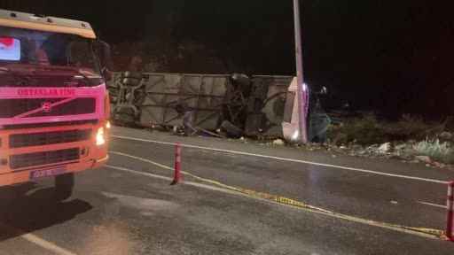 Mersin'de yolcu otobüsü devrildi: 9 ölü, 28 yaralı