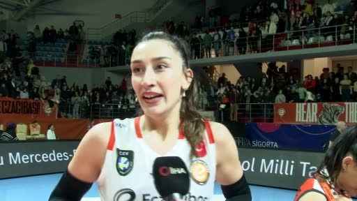 Milli voleybolcu Hande Baladın’ı tehdit eden sanığa tahliye