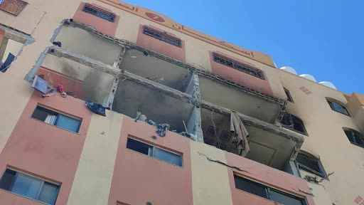 İsrail’in Gazze’de yerleşim bölgelerine saldırıları sürüyor