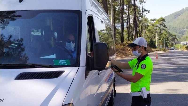 Trafik cezalarında indirimli ödeme süresi 1 aya çıkarıldı